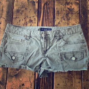 Army green juniors shorts